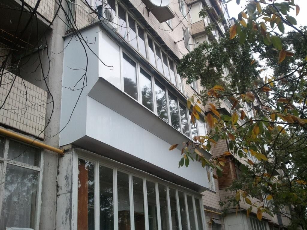 Остекление балкона с выносом цена в москве компания балкон-с.